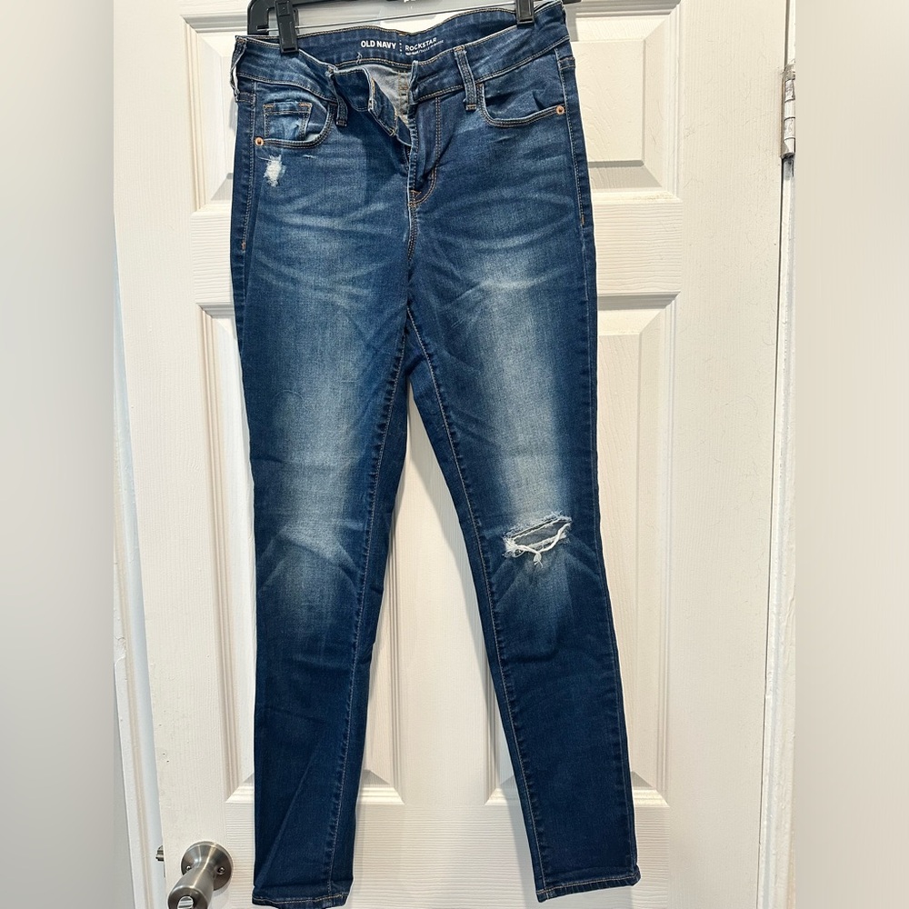 Old Navy mid-rise rockstar ripped jeans - size 4